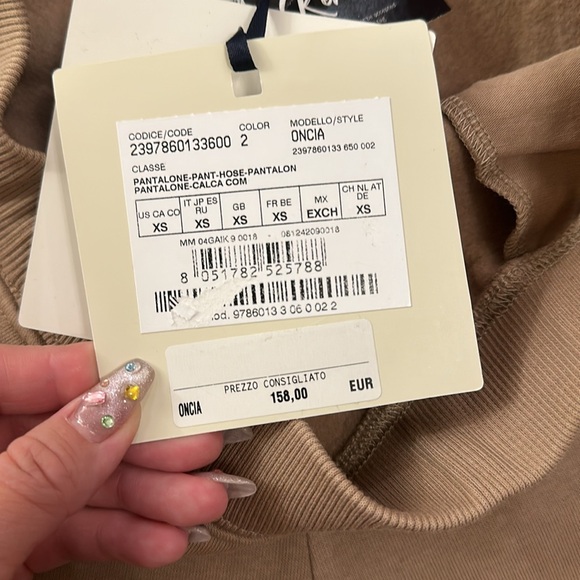 BRAND NEW WITH TAGS MaxMara Fleece Joggers Sz XS Beige - Picture 5 of 5